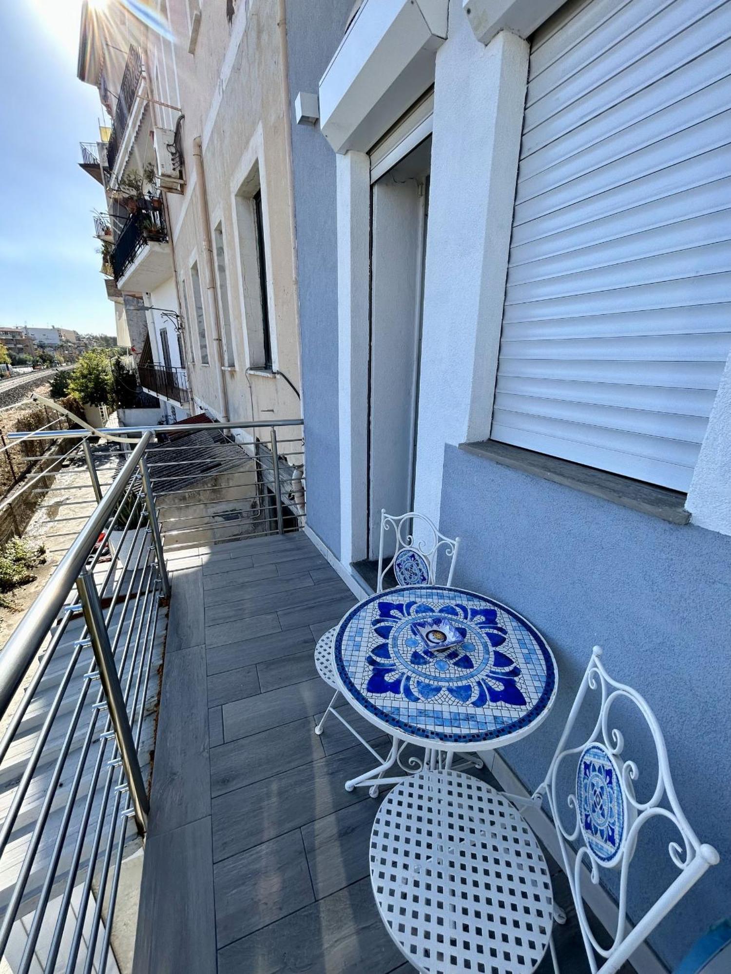 Vista Mare Apartments Giardini Naxos Δωμάτιο φωτογραφία
