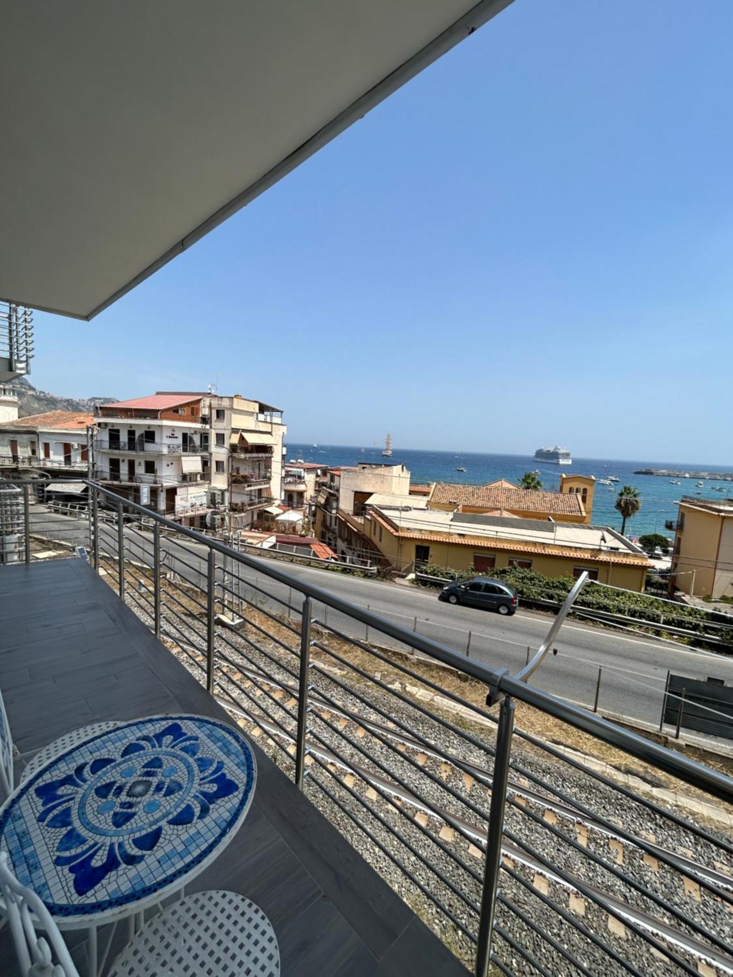 Vista Mare Apartments Giardini Naxos Εξωτερικό φωτογραφία