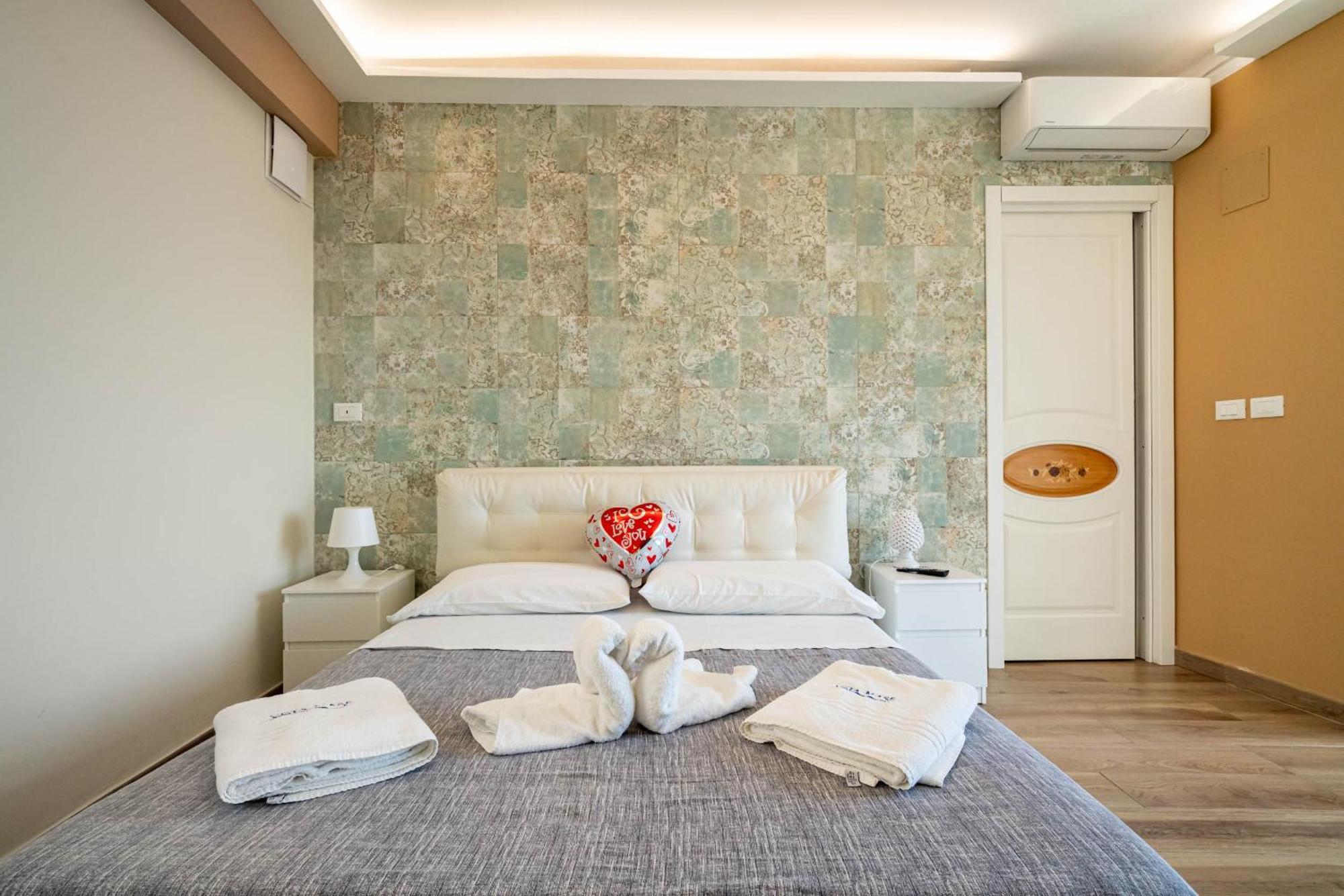 Vista Mare Apartments Giardini Naxos Δωμάτιο φωτογραφία